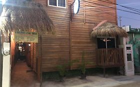 Cabanas Chac Mool Downtown